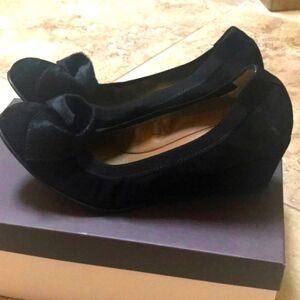 ANYI LU Black Suede Wedges